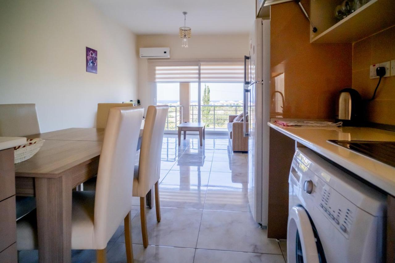 קיירניה Spacious Two-Bedroom Apartment In Amazing Residence Escape Homes מראה חיצוני תמונה