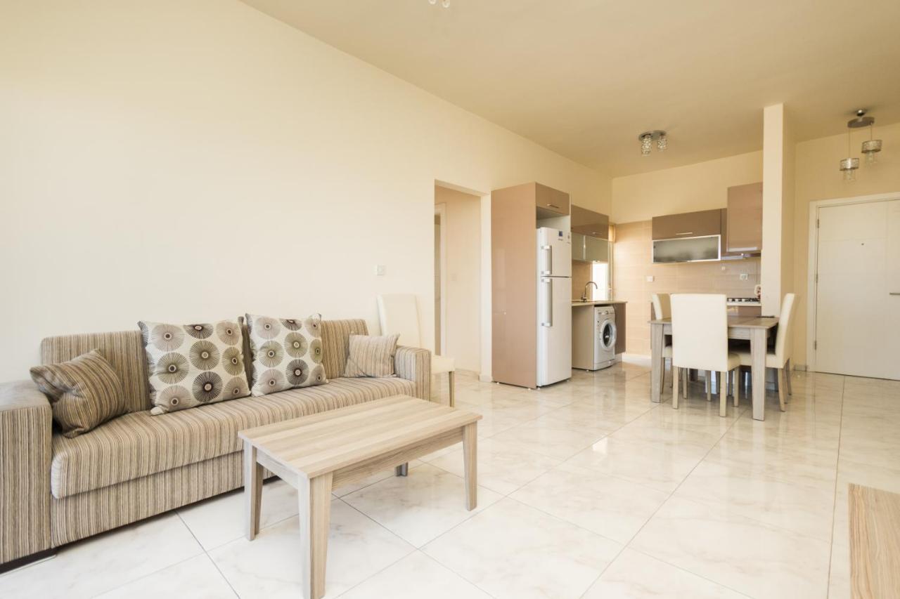 קיירניה Spacious Two-Bedroom Apartment In Amazing Residence Escape Homes מראה חיצוני תמונה